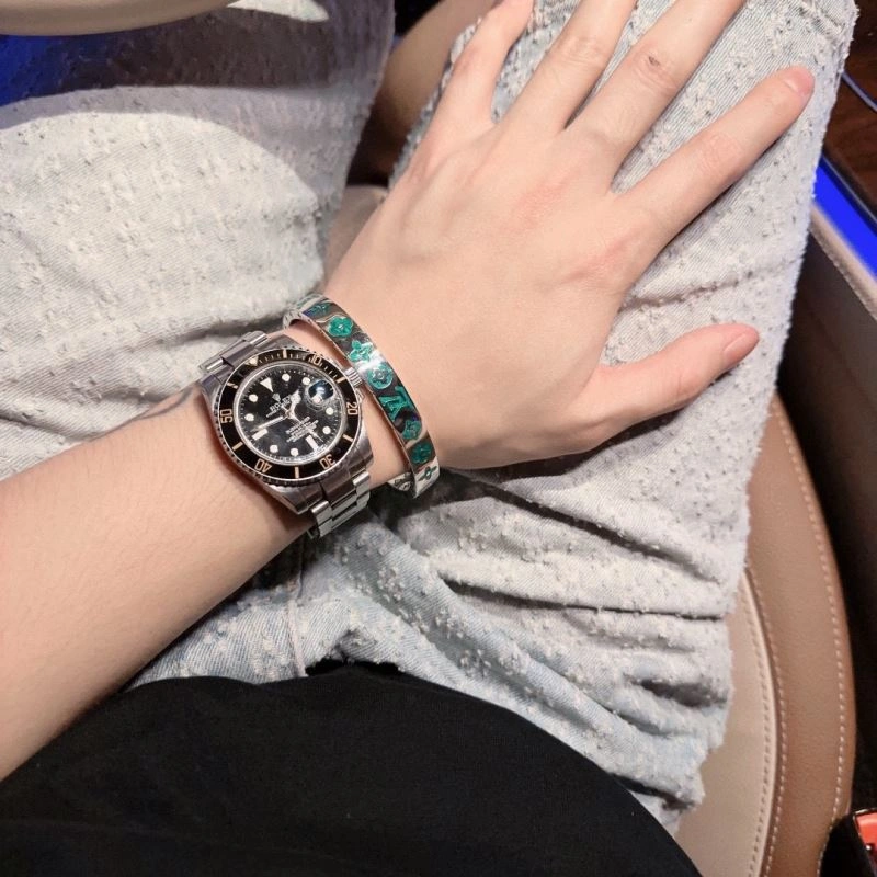 QuickDry Louis Vuitton Bracelets 250956
