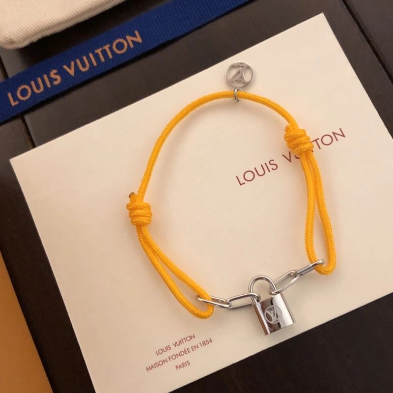 Louis Vuitton Bracelets WellDesigned 250946