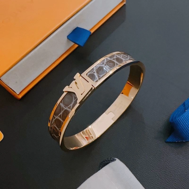 Louis Vuitton Bracelets TopPick 250965