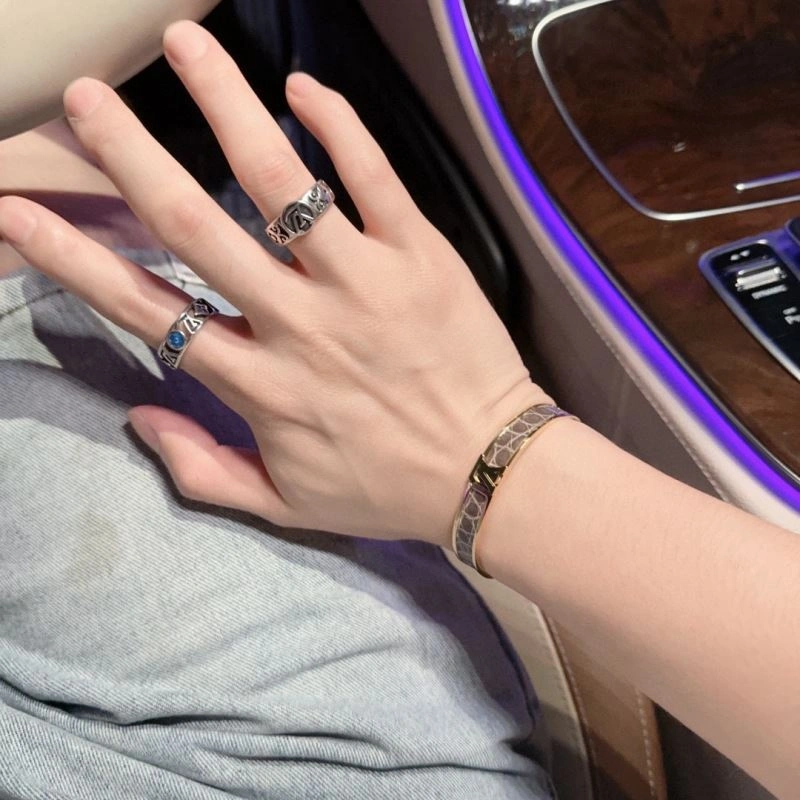 Louis Vuitton Bracelets TopPick 250965
