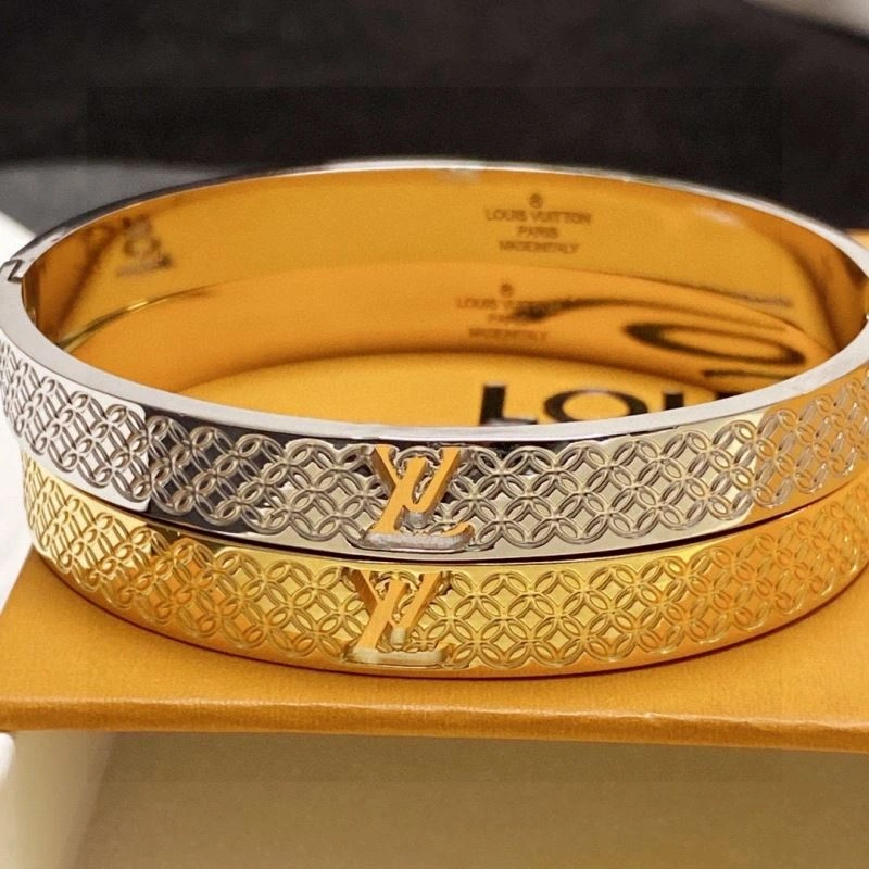 StreetReady Louis Vuitton Bracelets 250971