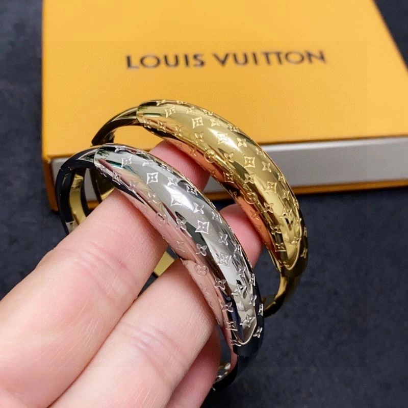 Louis Vuitton Bracelets TopPick 250954