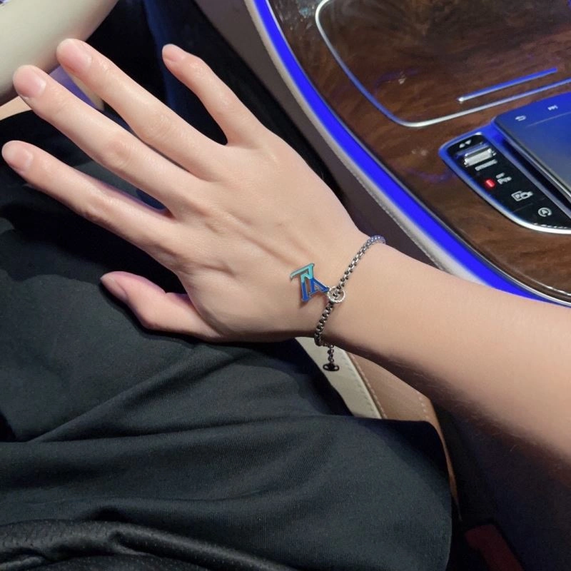 Louis Vuitton Bracelets Flexible 250967