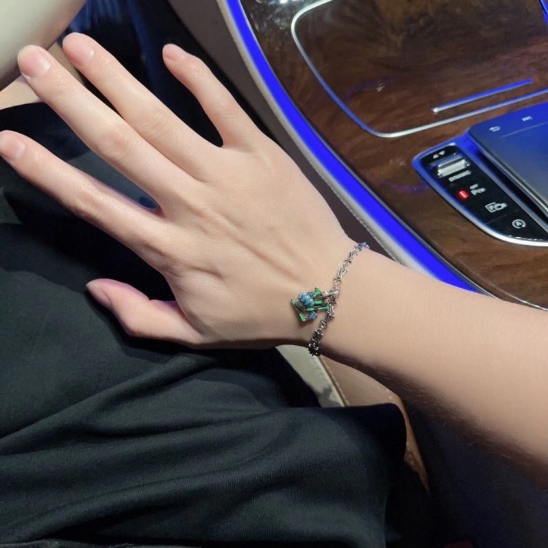 OnTrend Louis Vuitton Bracelets 250969