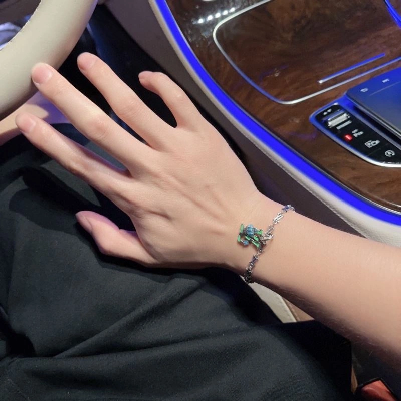 OnTrend Louis Vuitton Bracelets 250969