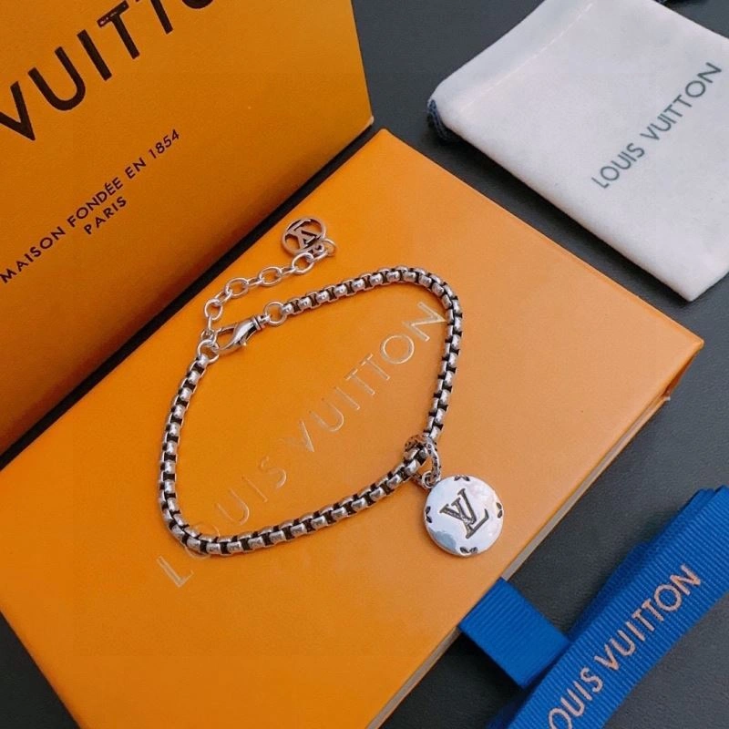 FashionForward Louis Vuitton Bracelets 250966