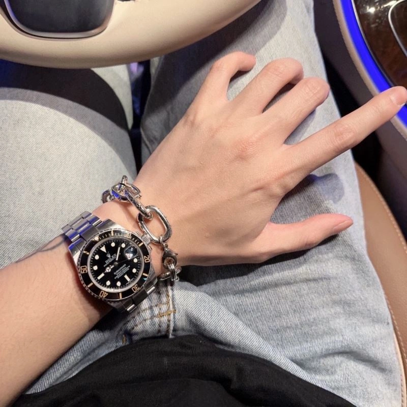 FreshLook Louis Vuitton Bracelets 250970