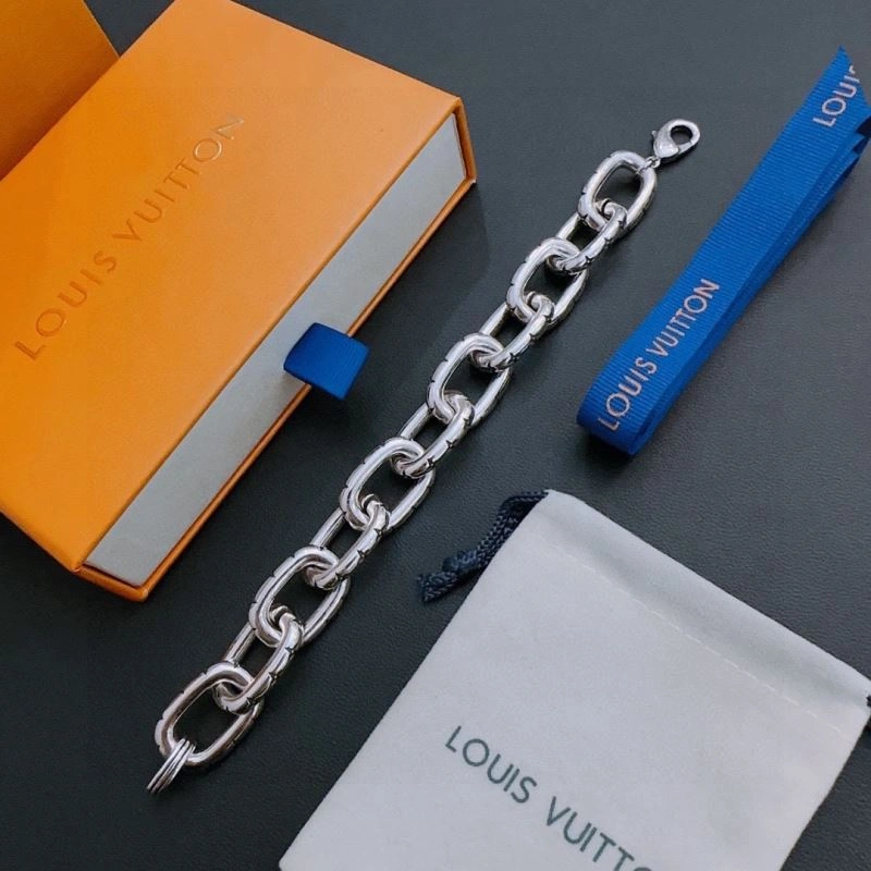 FreshLook Louis Vuitton Bracelets 250970