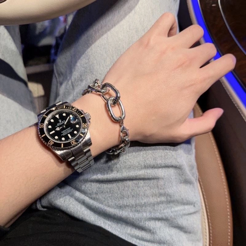 FreshLook Louis Vuitton Bracelets 250970