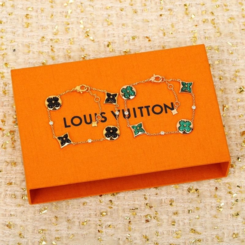 Louis Vuitton Bracelets Chic 250949