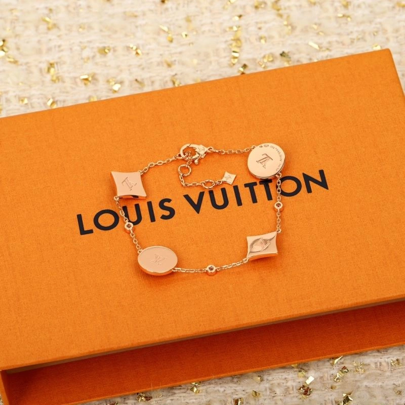 Louis Vuitton Bracelets DailyWear 250962