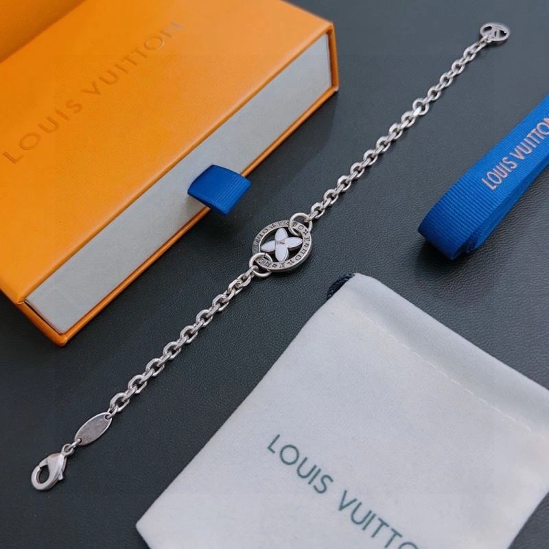 Louis Vuitton Bracelets SportInspired 250879