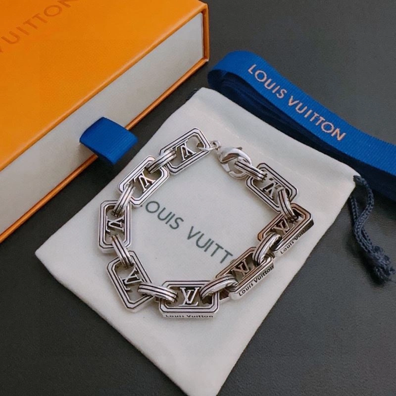 FlexibleFit Louis Vuitton Bracelets 250877