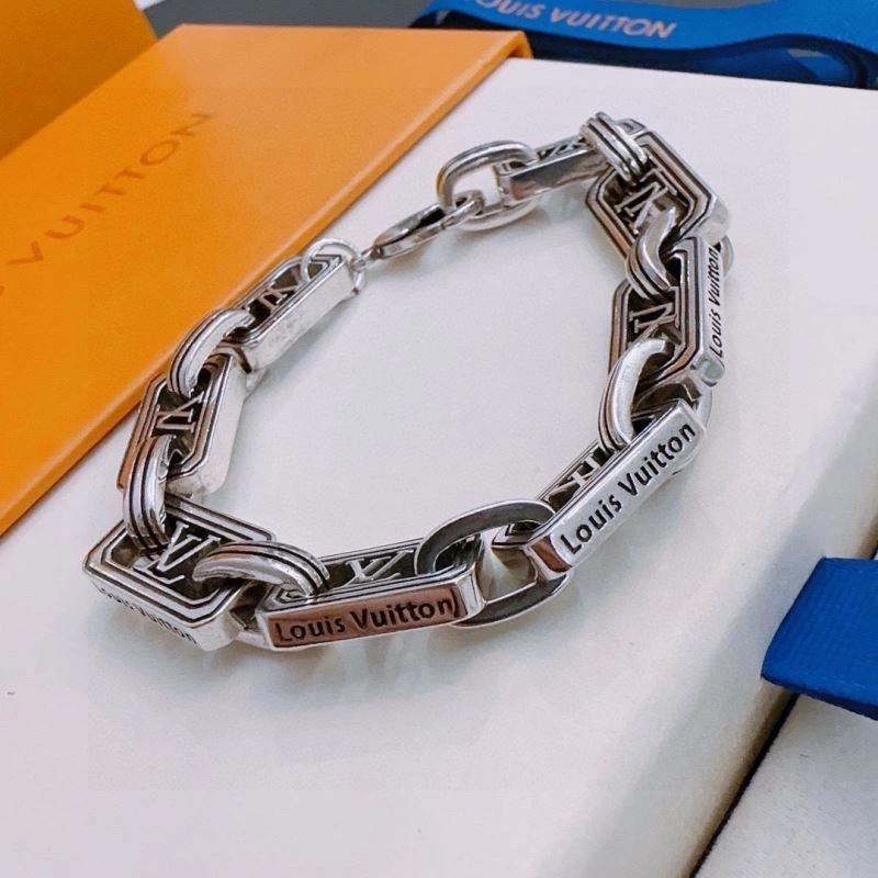 FlexibleFit Louis Vuitton Bracelets 250877
