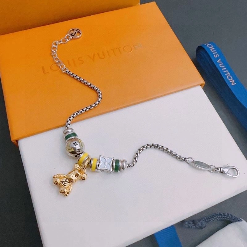 Louis Vuitton Bracelets Stretchable 250881