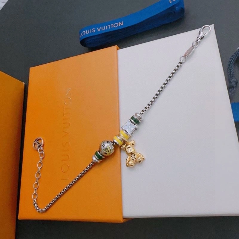 Louis Vuitton Bracelets Stretchable 250881