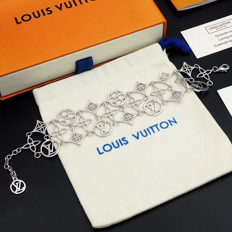 Tailored Louis Vuitton Bracelets 250859