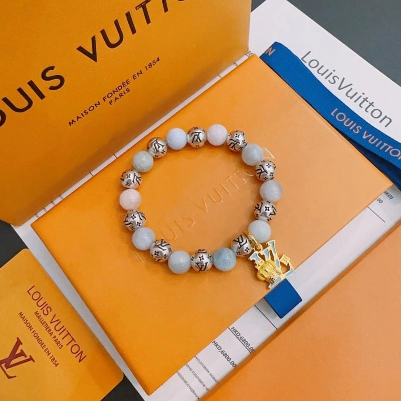 Lightweight Louis Vuitton Bracelets 250856
