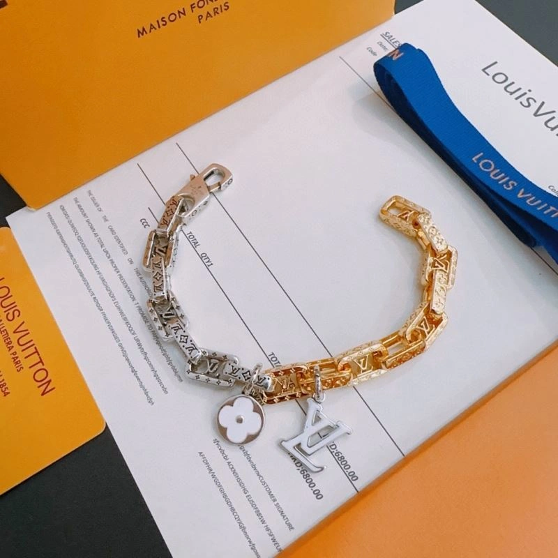 Louis Vuitton Bracelets Trendy 250844
