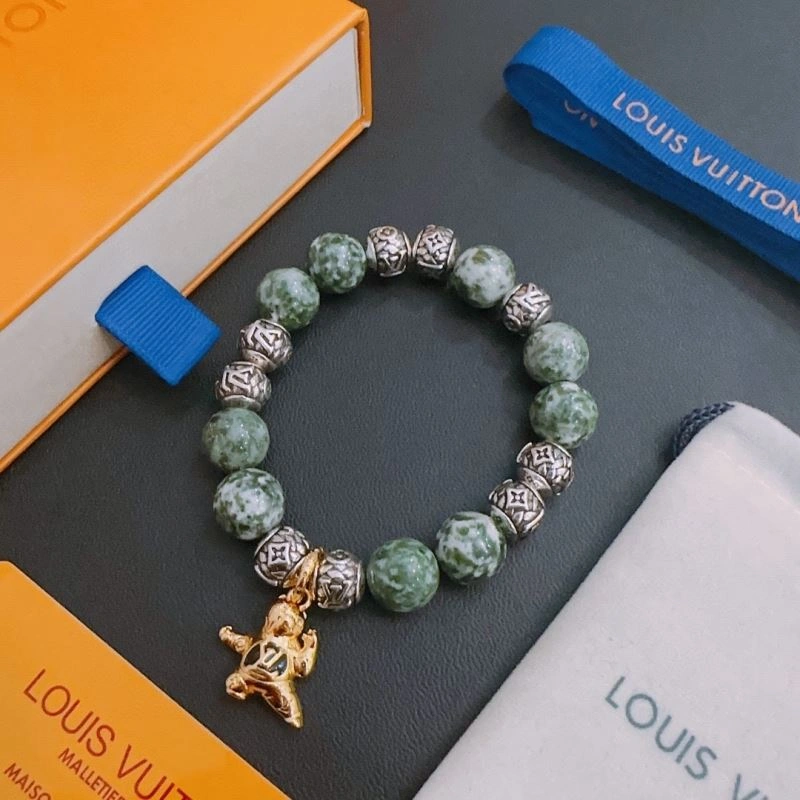 Timeless Louis Vuitton Bracelets 250830