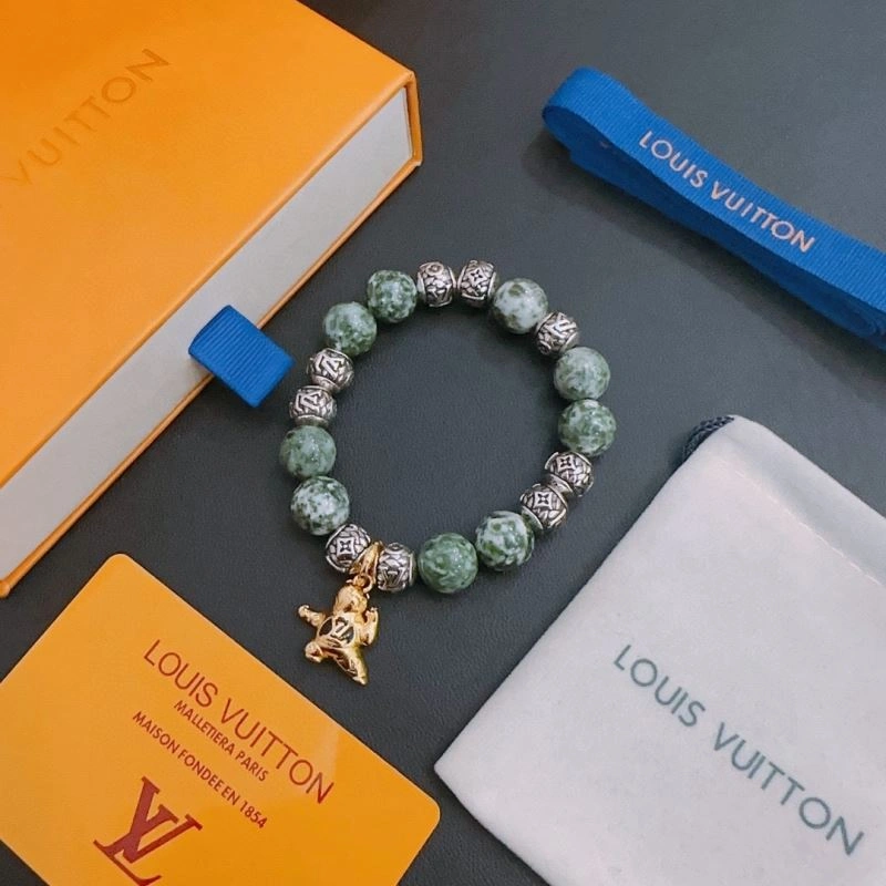 Timeless Louis Vuitton Bracelets 250830