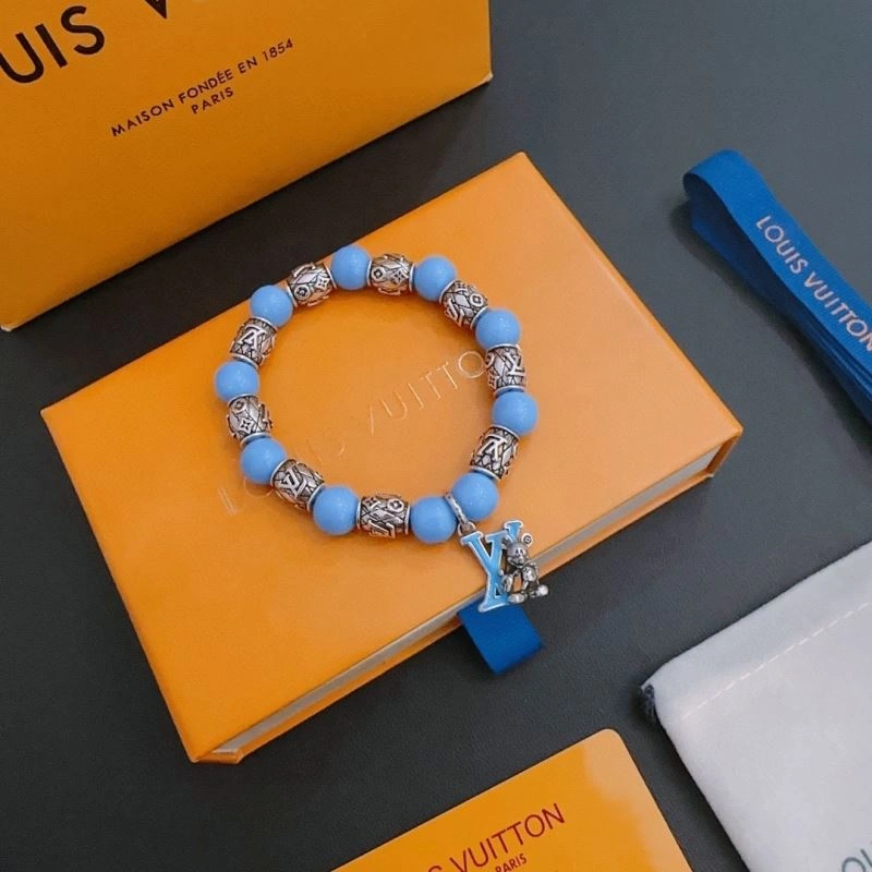 Popular Louis Vuitton Bracelets 250853