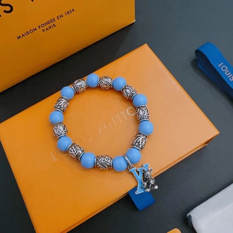 Popular Louis Vuitton Bracelets 250853