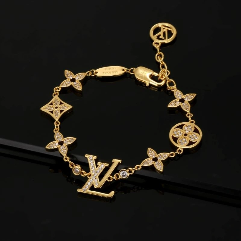 Louis Vuitton Bracelets Trendy 250824