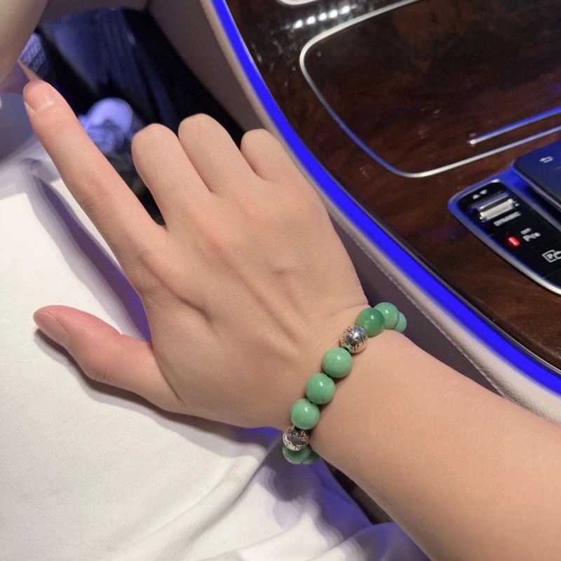 HighQuality Louis Vuitton Bracelets 250847