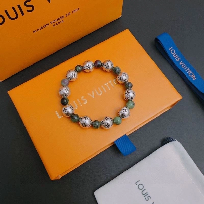 Effortless Louis Vuitton Bracelets 250821
