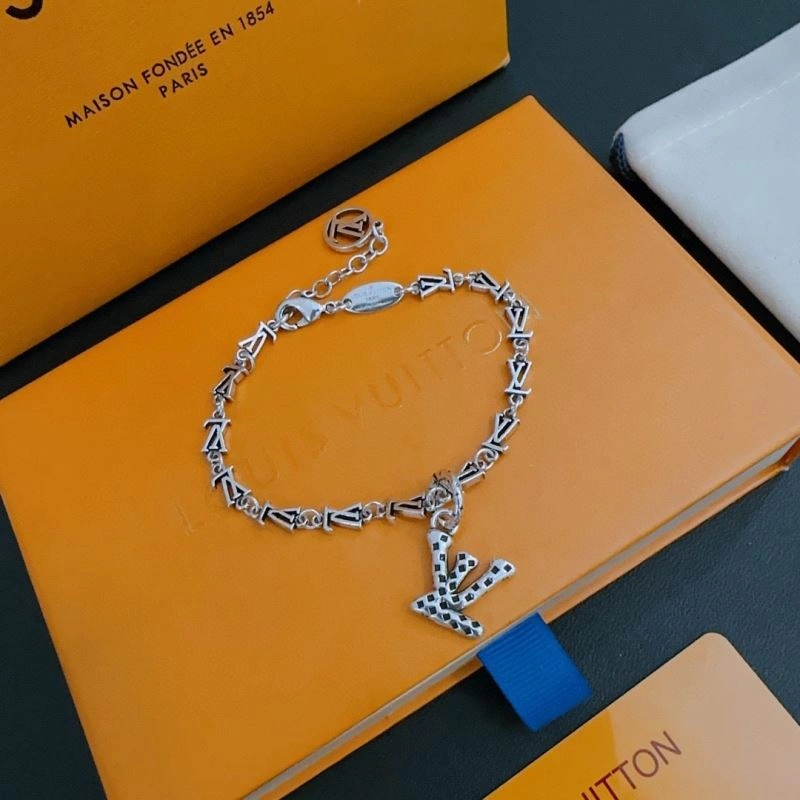 Louis Vuitton Bracelets Casual 250839