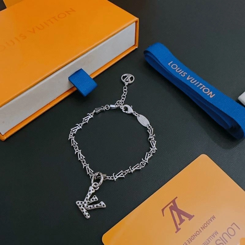 Louis Vuitton Bracelets Casual 250839