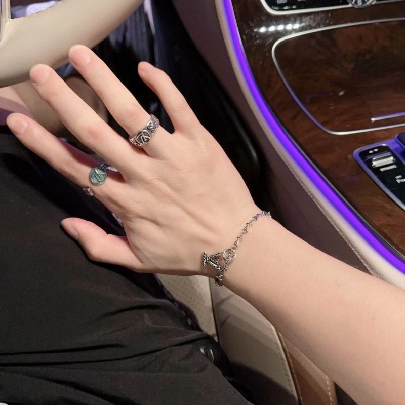 Louis Vuitton Bracelets Casual 250839