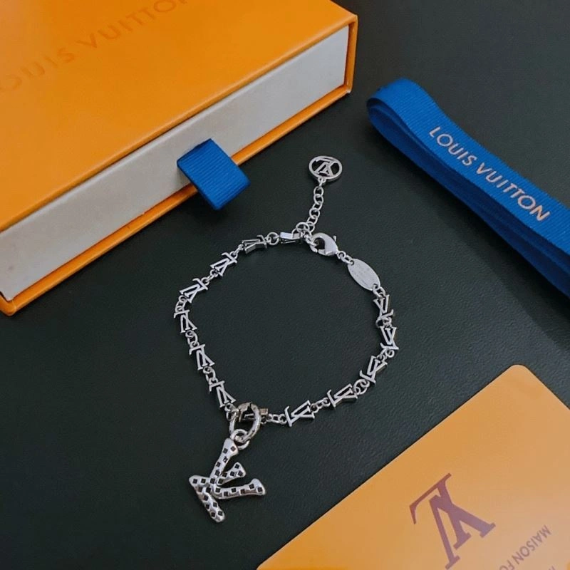 Louis Vuitton Bracelets Casual 250839