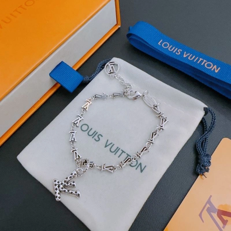 Louis Vuitton Bracelets Casual 250839