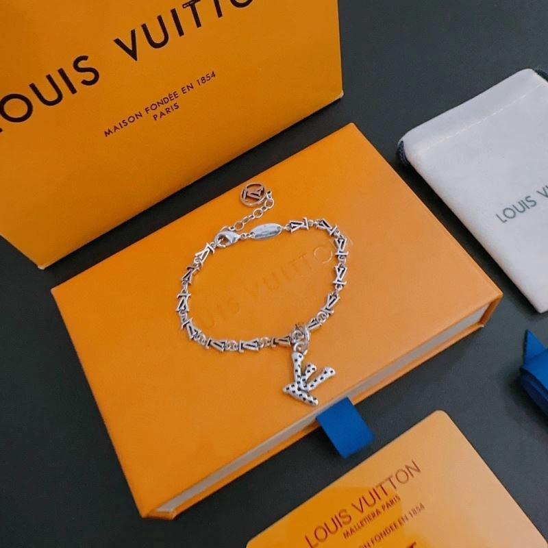 Louis Vuitton Bracelets Casual 250839