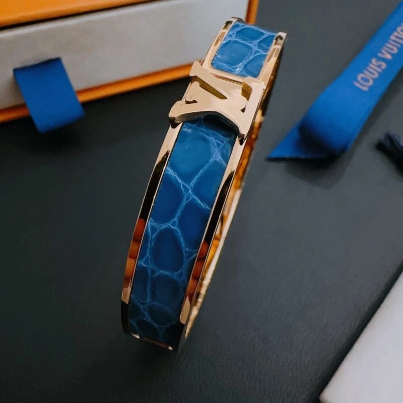Louis Vuitton Bracelets TechFriendly 250836