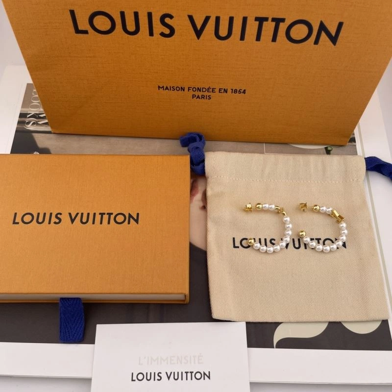 WellDesigned Louis Vuitton Bracelets 250849