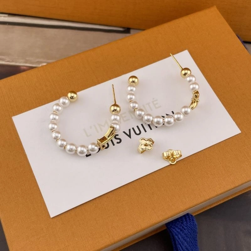 WellDesigned Louis Vuitton Bracelets 250849