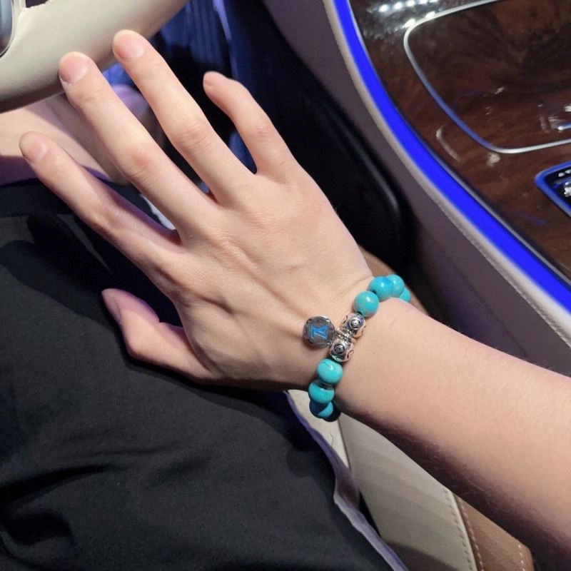 Louis Vuitton Bracelets SmartChoice 250842