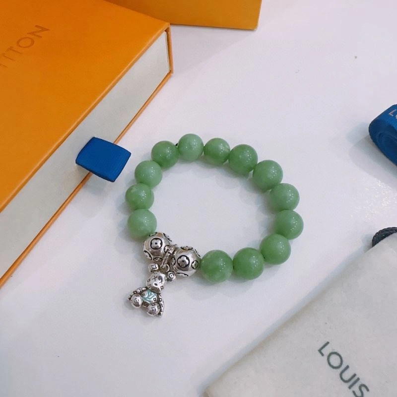 ModernLook Louis Vuitton Bracelets 250827