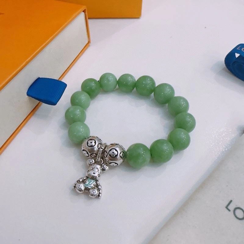 ModernLook Louis Vuitton Bracelets 250827