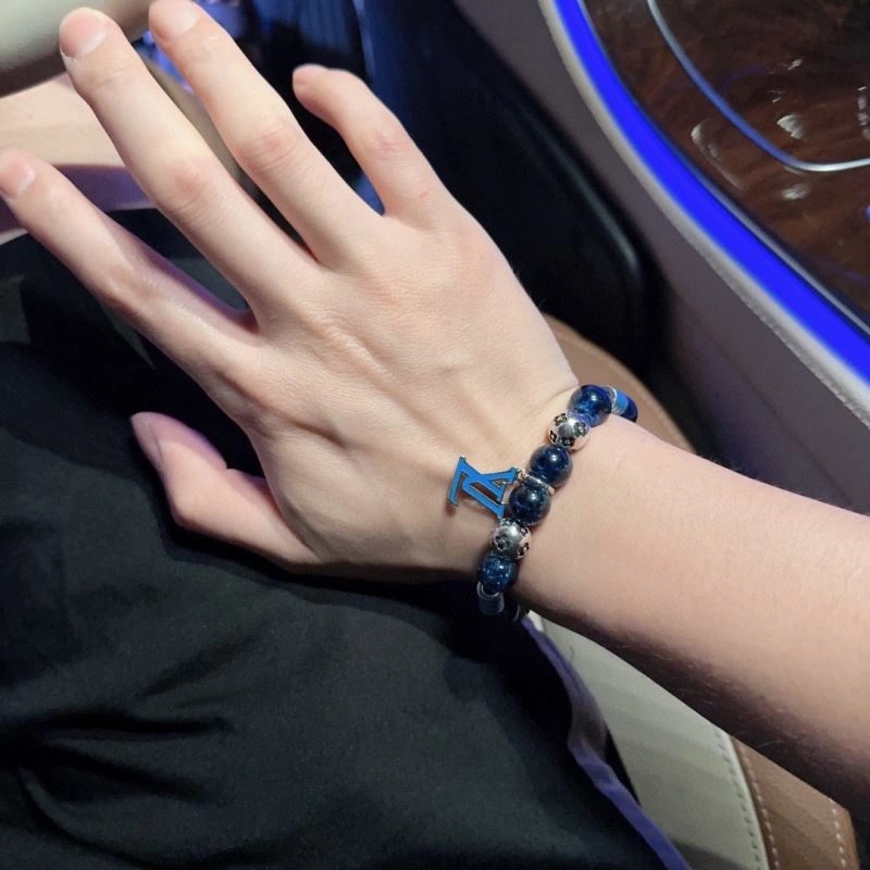 Versatile Louis Vuitton Bracelets 250835