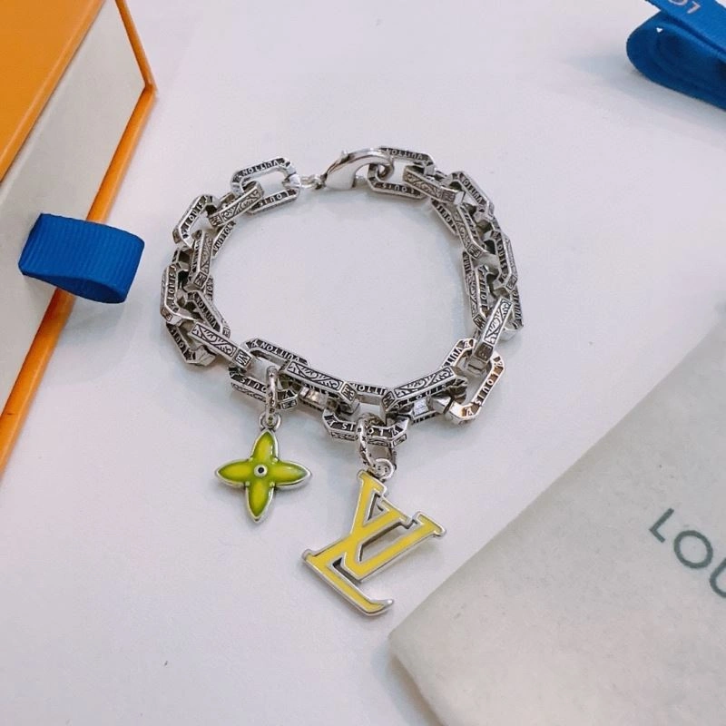 Louis Vuitton Bracelets Soft 250832