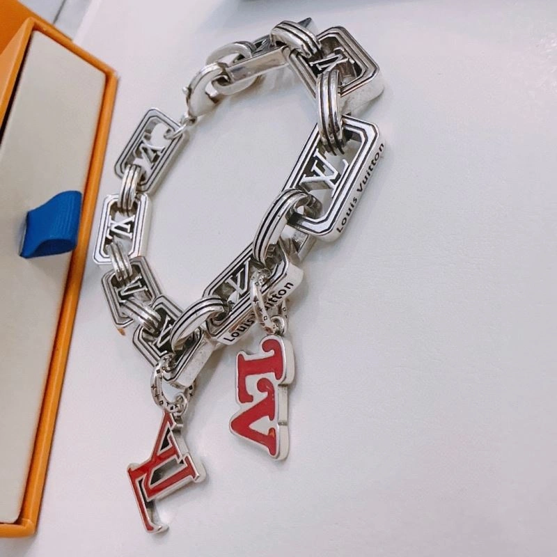 Louis Vuitton Bracelets MultiPurpose 250852