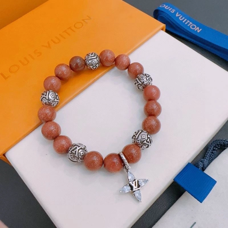 Louis Vuitton Bracelets Comfortable 250828