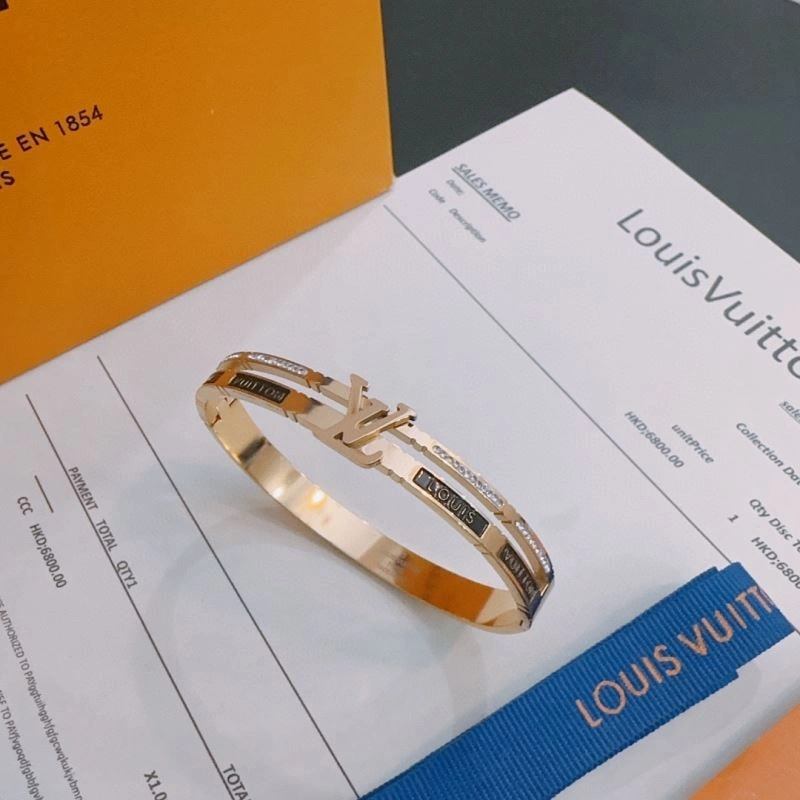 Louis Vuitton Bracelets Soft 250816