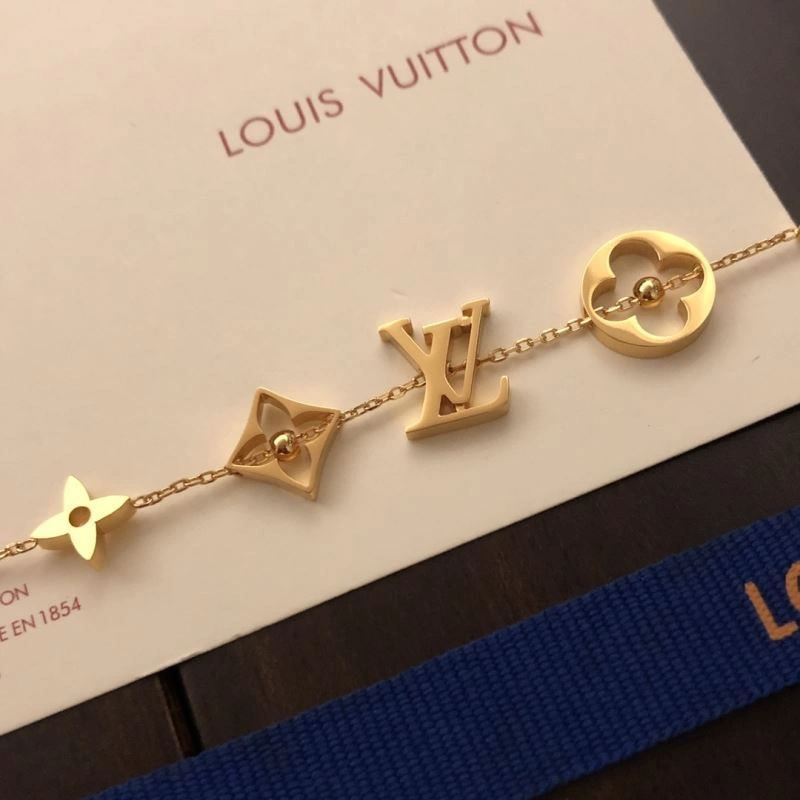 Louis Vuitton Bracelets Durable 250815