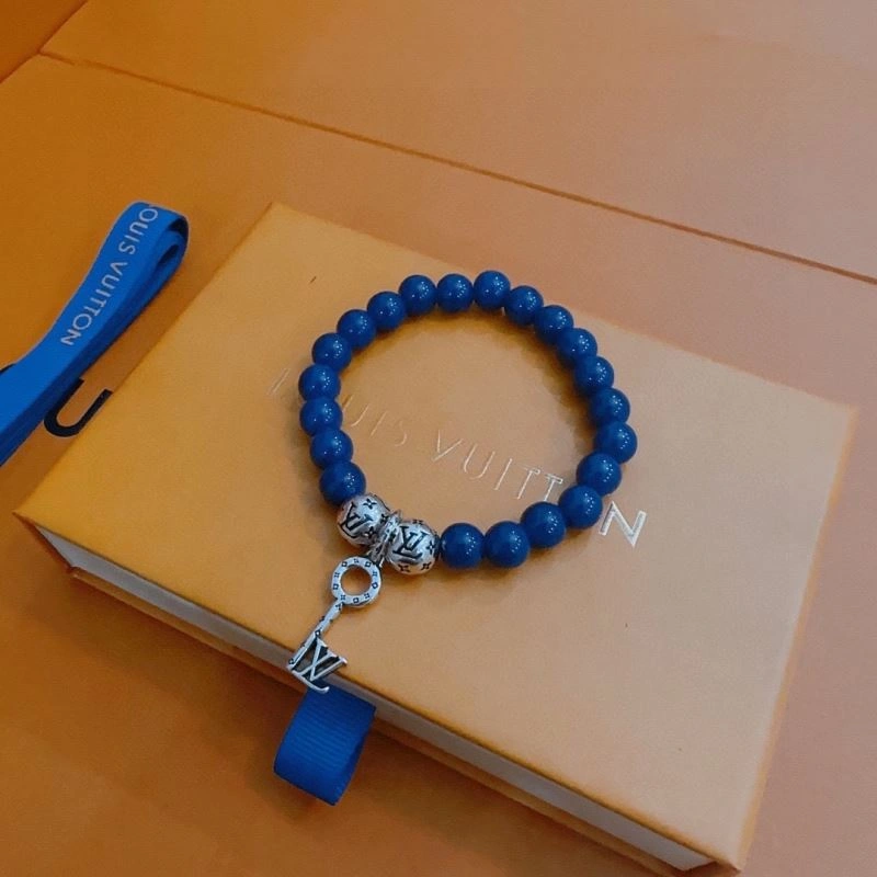 Durable Louis Vuitton Bracelets 250809