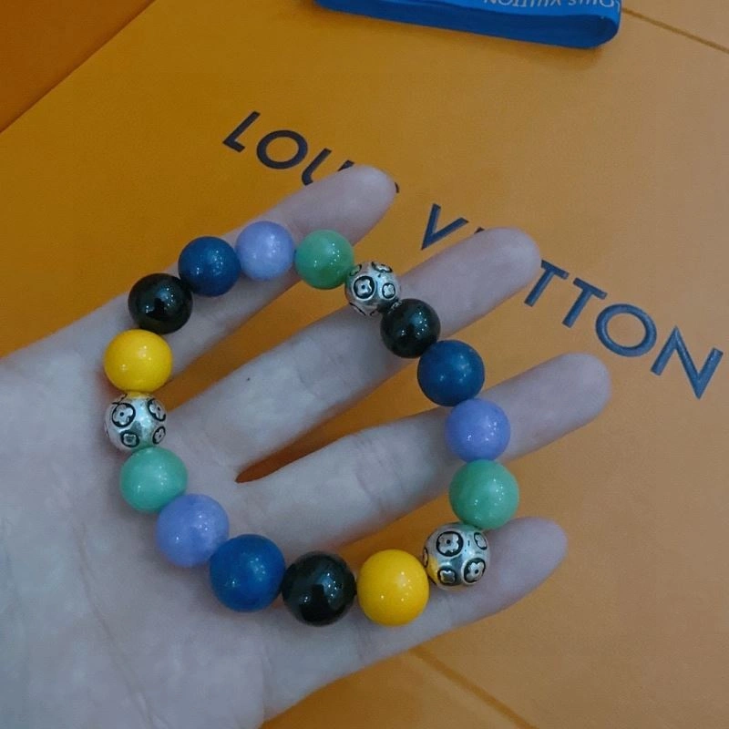 Louis Vuitton Bracelets Supportive 250795